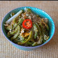 Stir fried bitter gourd with glass noodles A picture of Stir fried bitter gourd with glass noodles.