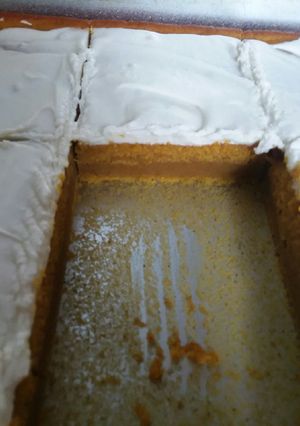 A picture of Pumpkin Bars.