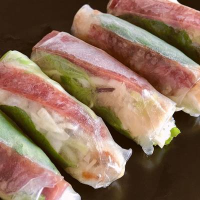 Cách Làm Món Bò Bía của Dory - CookpadChia sẻIn