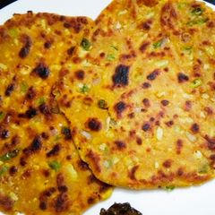 Besan Missi roti A picture of Besan Missi roti.