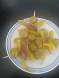 Gilda. La tapa sencilla y rica, anchoa guindilla y aceitunas