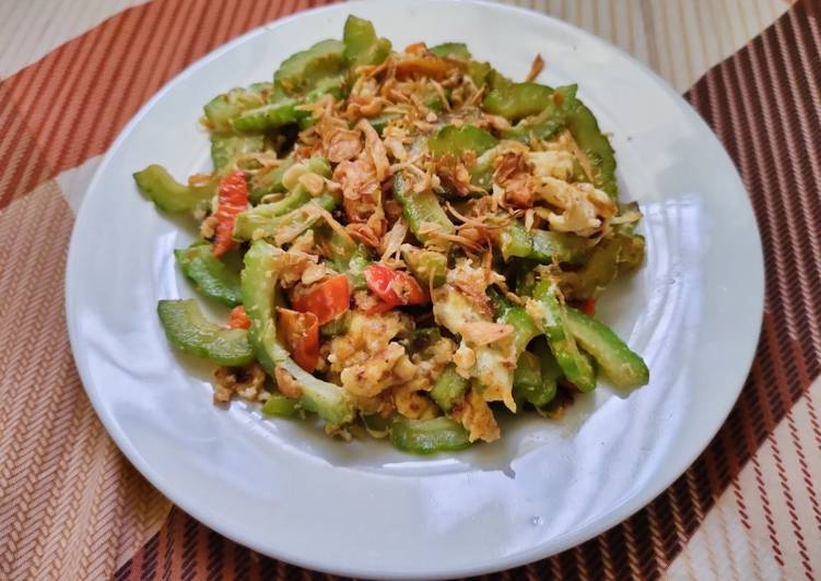 Langkah meracik Pare Cah Telor, Bisa Manjain Lidah