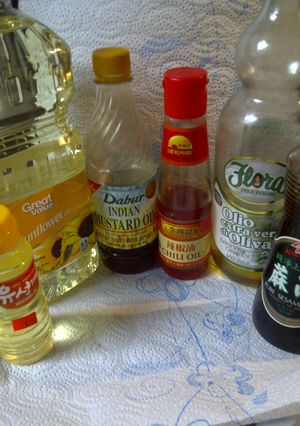 A picture of Oils.