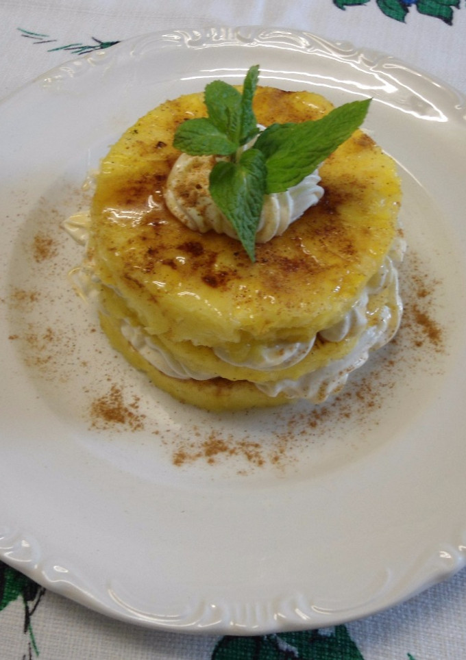 Una foto de Milhojas de piña
