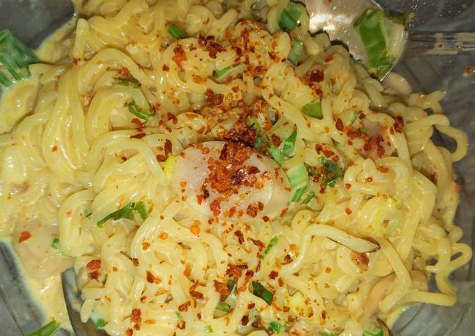 Indomie kari carbonara jedir