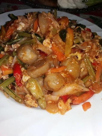 Langkah Mudah untuk Menyiapkan Resep Tumis jamur bakso saus tomat yang Uenak Anti Ribet, Mantap