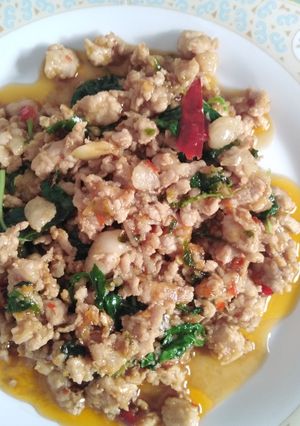 A picture of Pad Krapow (Thai Basil Pork Stir-Fry).