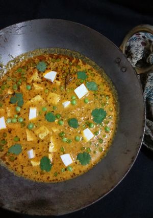 मलाई मटर पनीर (Malai matar paneer recipe in hindi) रेसिपी मुख्य फोटो