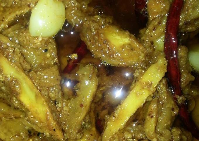 Mango Pickles/ Amer Achar