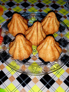 பொரிச்ச கொழுக்கட்டை (மோதகம்) (Poricha kolukattai recipe in tamil) செய்முறை முக்கிய புகைப்படம்