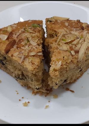 बिस्कुट ओट्स केक (biscuit oats cake recipe in Hindi) रेसिपी मुख्य फोटो