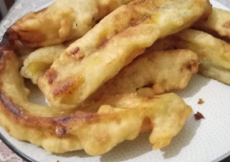 Pisang tanduk goreng