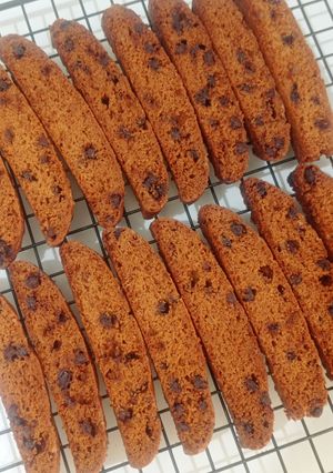 Foto resep Banana Choco Chips Biscotti