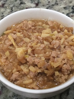 A picture of 碗粿rice cake in the bowl.