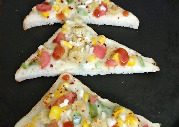 White sauce sweet corn open sandwich