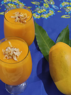 मैंगो शेक (mango shake Recipe In Hindi) रेसिपी मुख्य फोटो