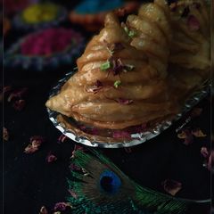 A picture of Mawa Sweet Samosa.
