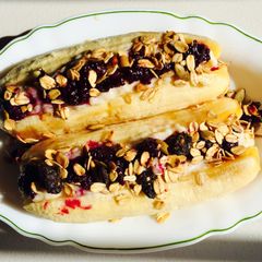 A picture of Banana Split Oats and Jamun.