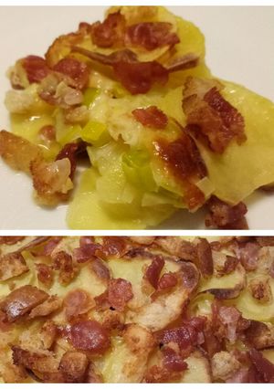 A picture of Potato and leek bake with a bacon crumb.