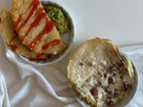 Quesadilla de chorizo argentino con costra de queso a la Puli