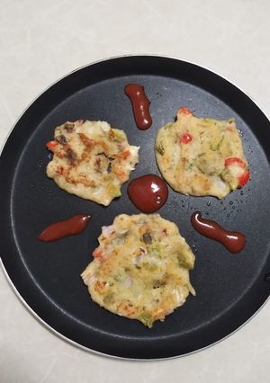 A picture of Bread uttapam.