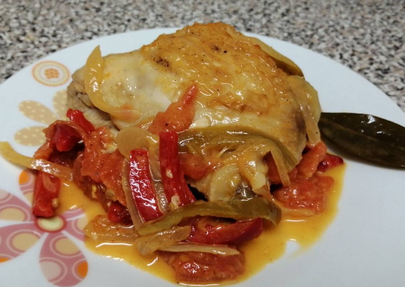 Pollo al chilindrón / guisado a mi manera