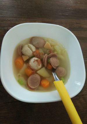 Foto resep Sop Makaroni Sosis baso