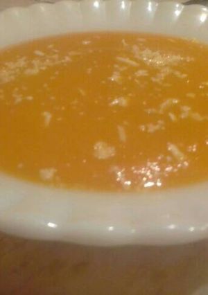 Una foto de Sopa Crema de Zapallo "Saludable"
