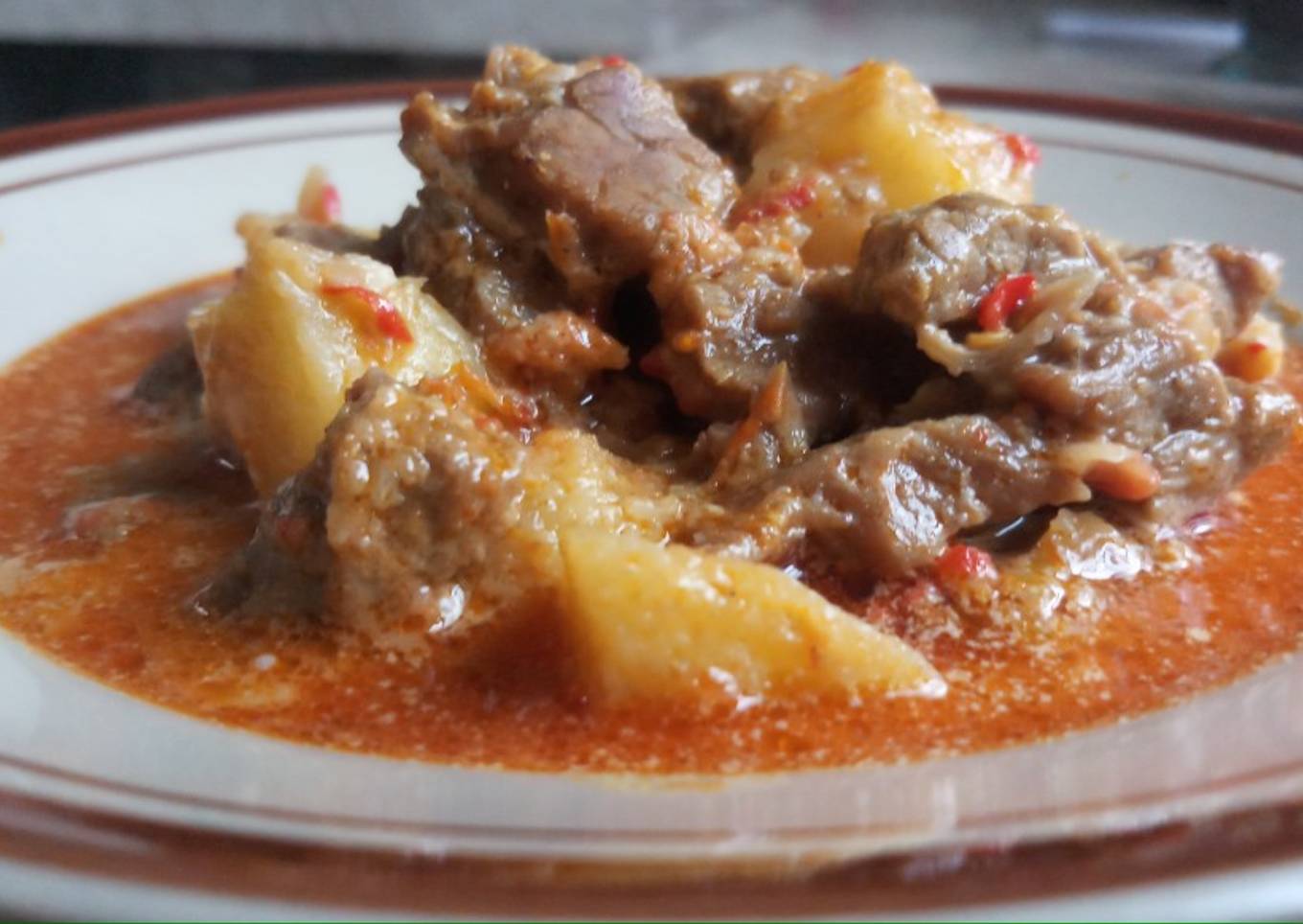 Gulai Daging Sapi X Kentang