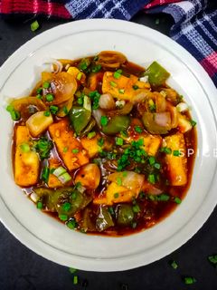 પનીર ચીલી ગ્રેવી (Paneer chilli gravy recipe in Gujarati) રેસીપી મુખ્ય ફોટો