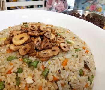 Unique Cuisine Garlic Fried Rice Savory Delicious