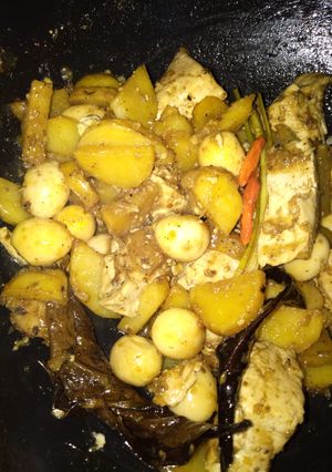 Foto resep Semur kentang, tahu dan telur puyuh