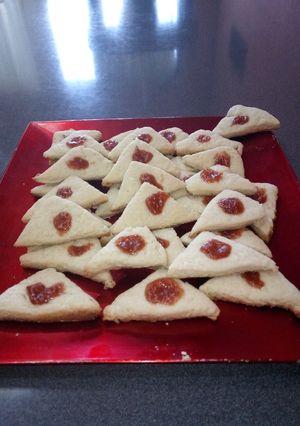 Una foto de Masitas con membrillo fáciles y ricas