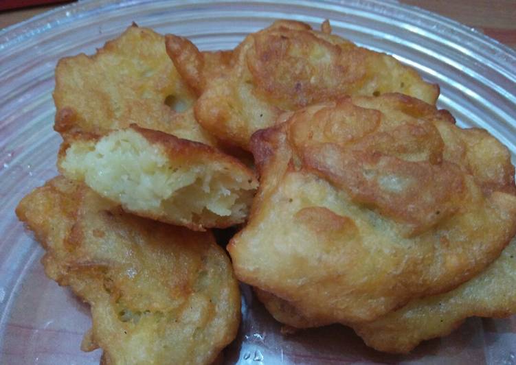 Sukun goreng tepung