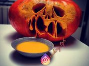 Une photo de soupe citrouille