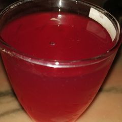 A picture of Chilled roohafza sarbet.