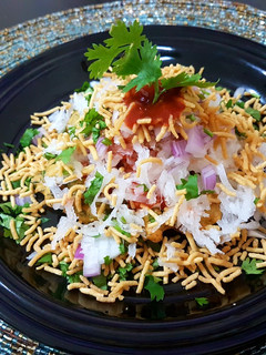 मेथी पकौड़ा चाट (Methi pakoda chaat) रेसिपी मुख्य फोटो