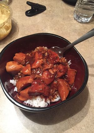 A picture of Honey’s Honey Garlic Chicken.