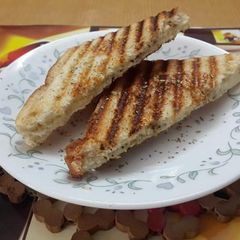 A picture of Grilled sandwich.