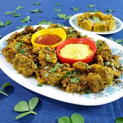 A picture of Methi Muthiya.
