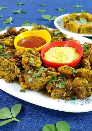 A picture of Methi Muthiya.