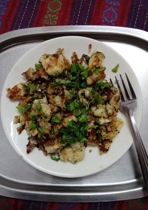 A picture of Egg-bread poha.