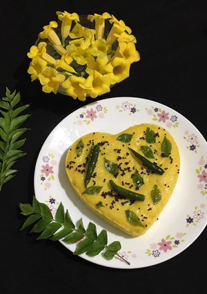 A picture of Khaman Dhokla.