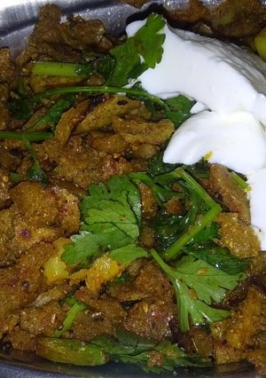 બાજરી નો વઘારેલો રોટલો(Bajri Vagharelo Rotlo Recipe In Gujarati) રેસીપી મુખ્ય ફોટો