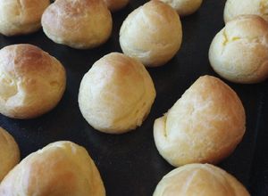 Una foto de Bombas o profiteroles