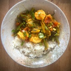 A picture of MIL’s Ruby - spicy prawns and green beans.