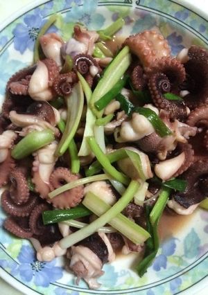 蔥爆小章魚 的食譜成品照片