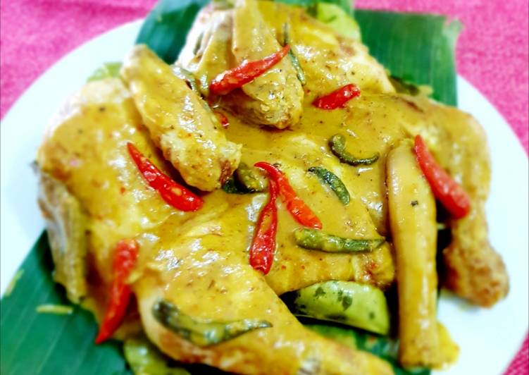 Steps to Make Any-night-of-the-week Javanese lodho chicken (ayam lodho)