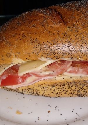 A picture of Hubbies big sambo.