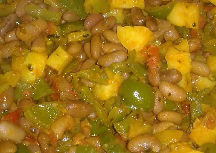 Recipe of Quick Rajmah aalu with shimla mirch